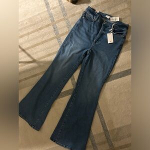 Women’s Good American Kloe Kardashian Flare Jeans - FLAT TUMMY TECH